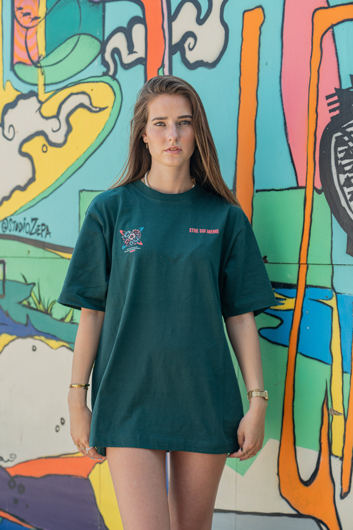 Classic and Comfortable Tee Sali Green oversized t-shirt